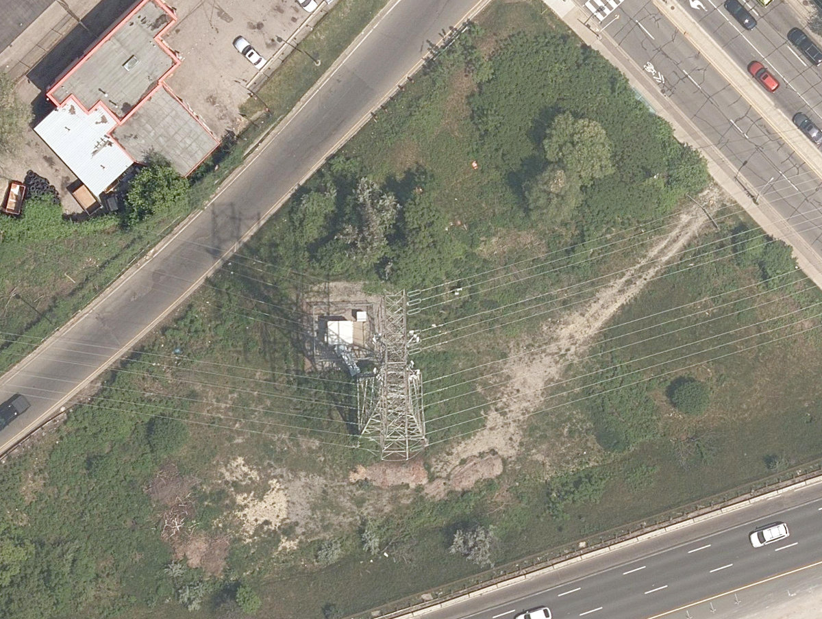 Etobicoke Hydro Green Space — site photograph
