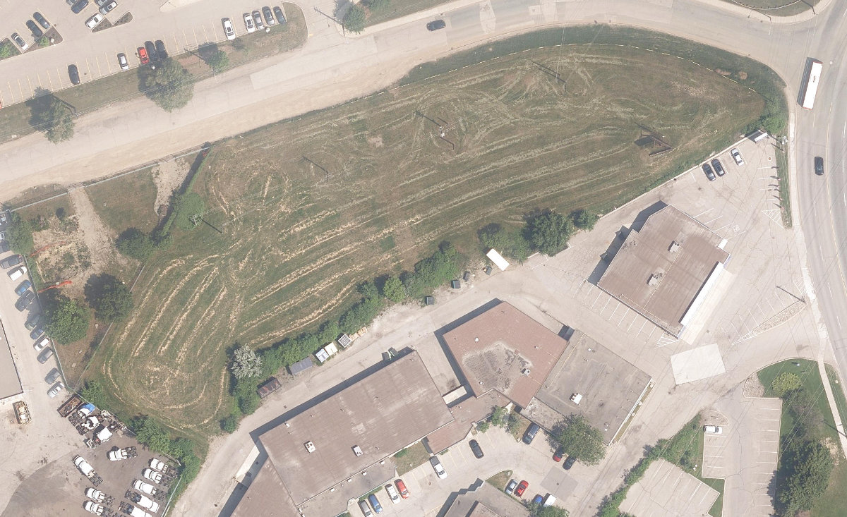 Etobicoke Hydro Green Space — site photograph