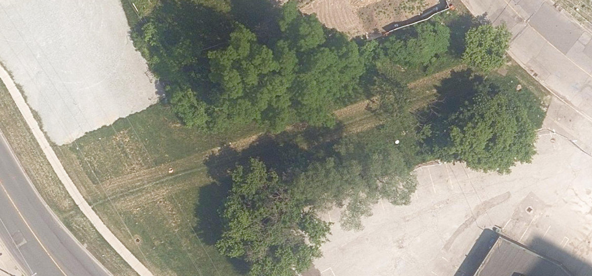 Etobicoke Hydro Green Space — site photograph