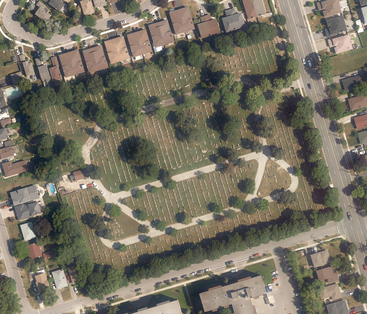 Holy Blossom Memorial Park — site photograph