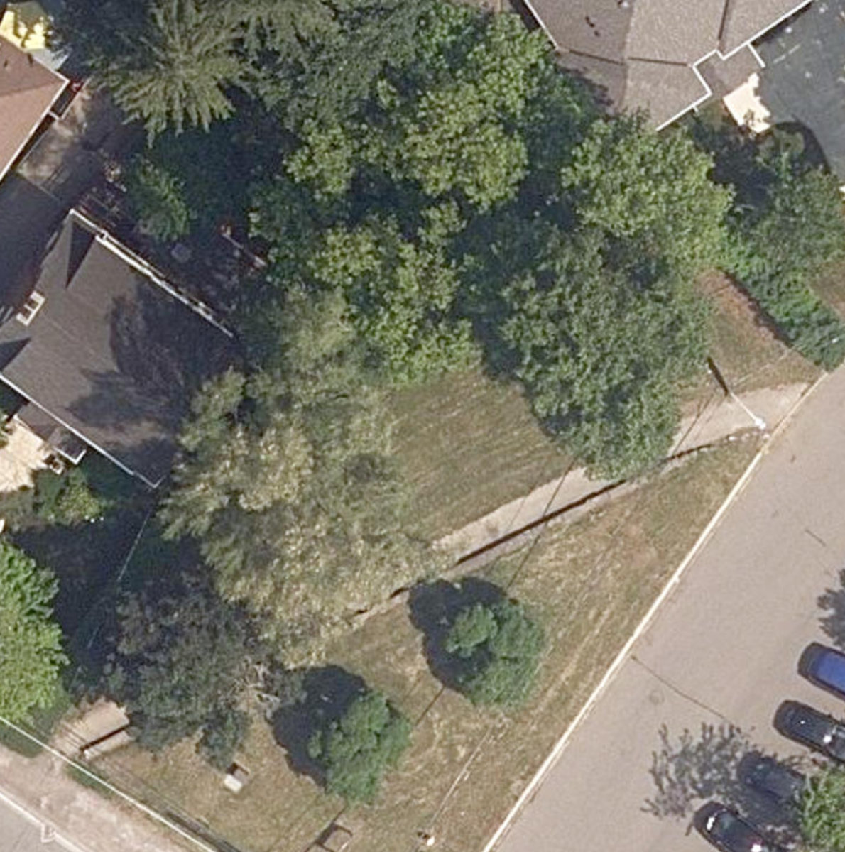 Birchview Boulevard Parkette — site photograph
