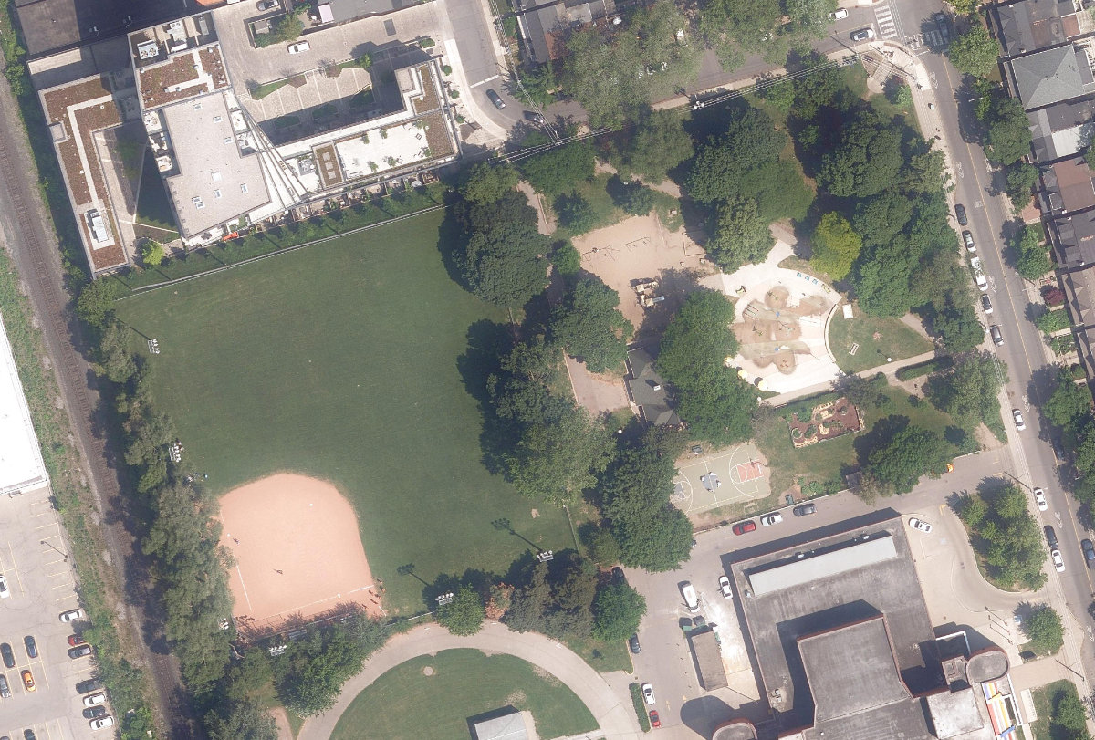 Macgregor Playground — aerial / top-down view