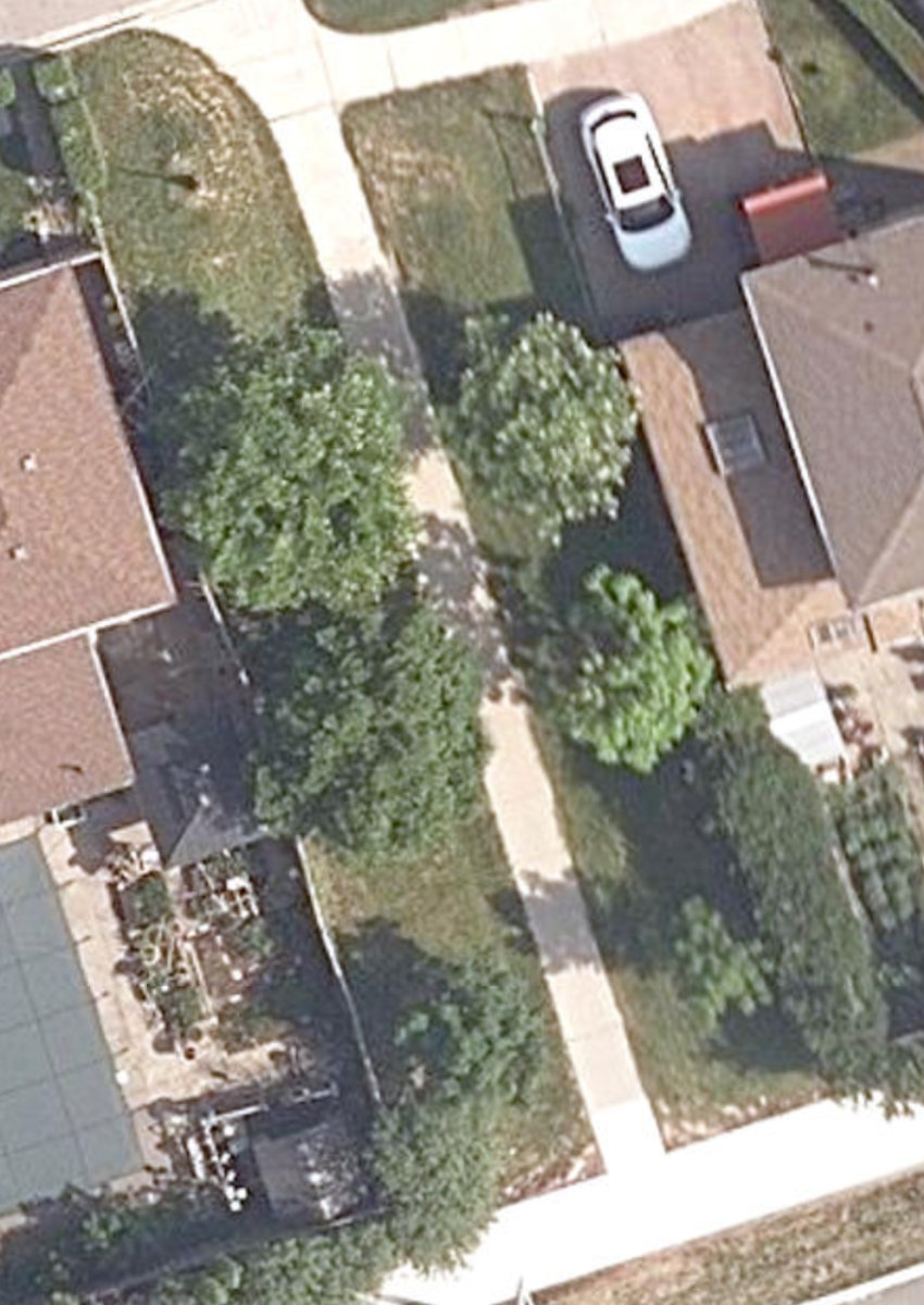 Hun Crescent Walkway — site photograph