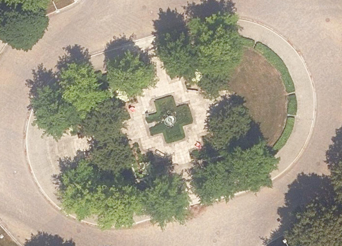 Joel Swirsky Parkette — site photograph