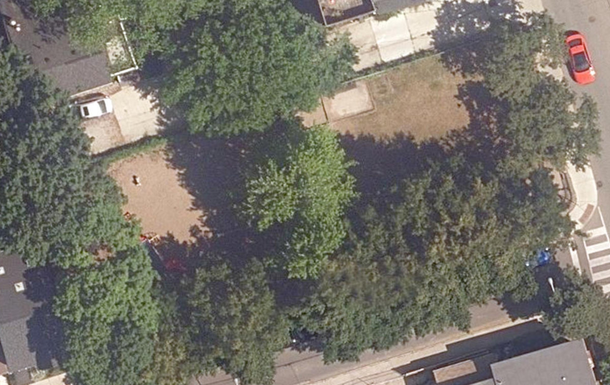 Eastdale Playground — site photograph