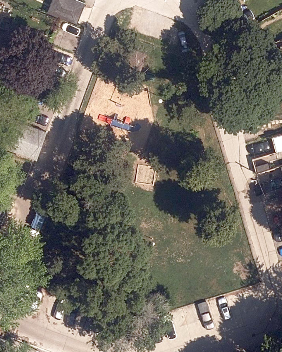 Jeff Sloan Playground — site photograph