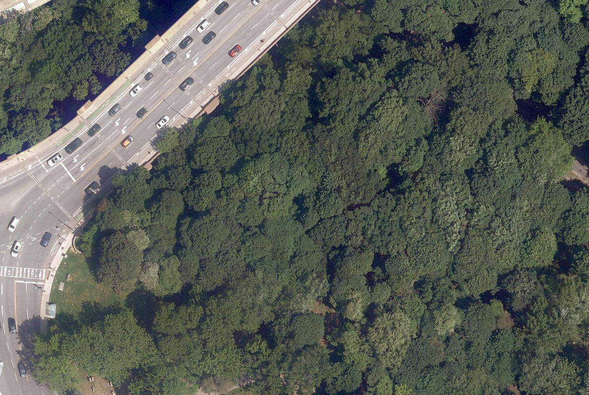 Rekai Family Parkette — site photograph