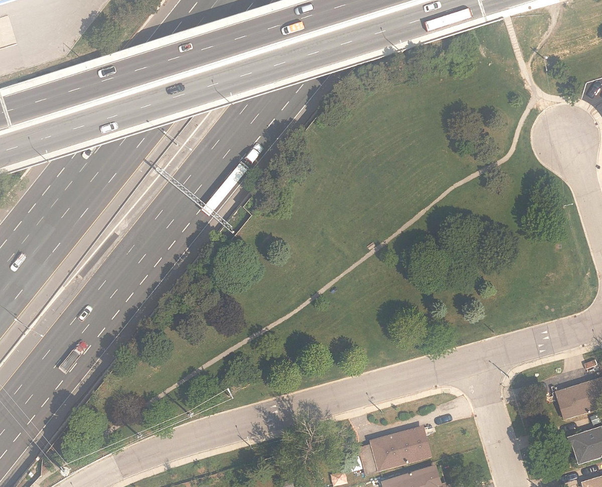 Bisset Park — site photograph