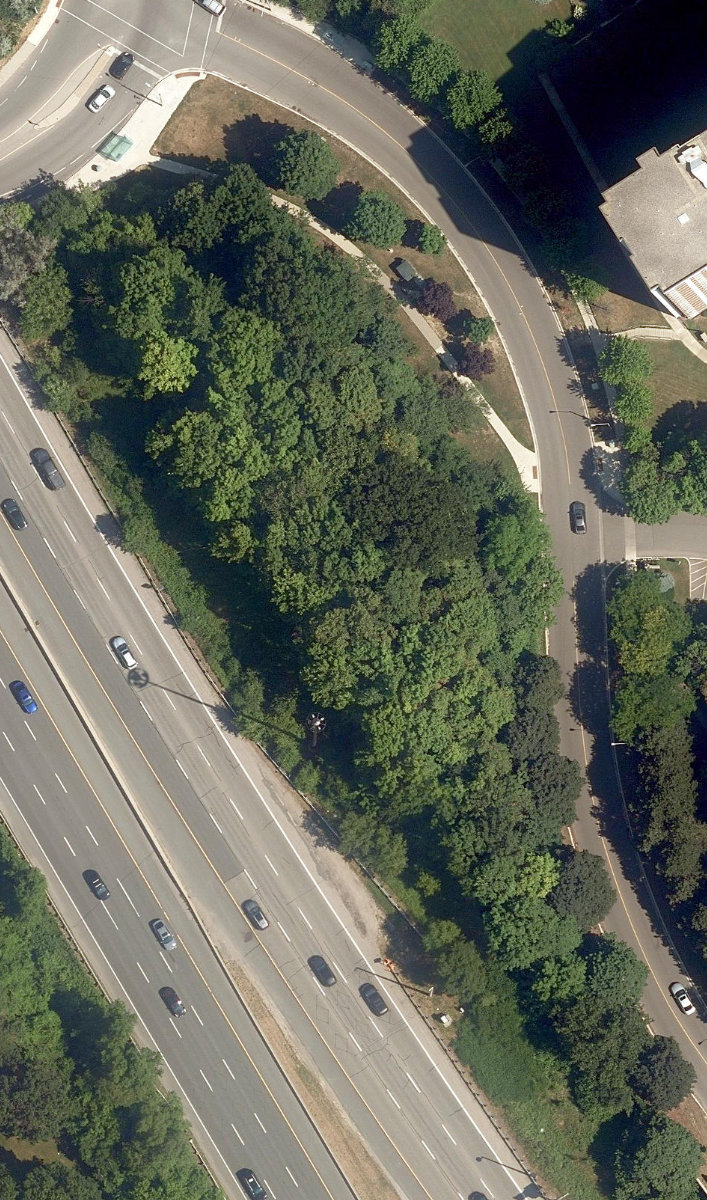 Linkwood Lane Parkette — site photograph