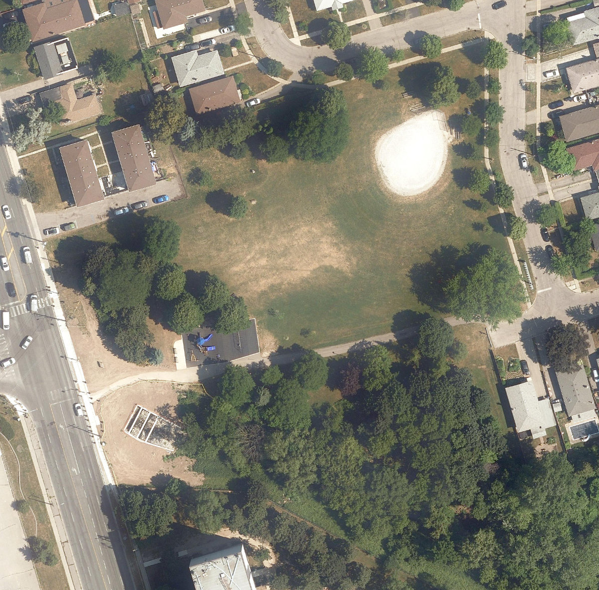 Maidavale Park — aerial / top-down view