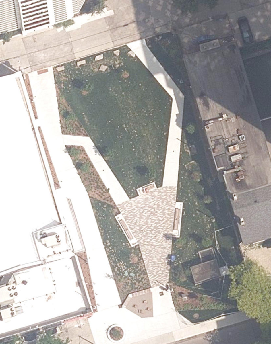 Alexander Street Parkette — site photograph