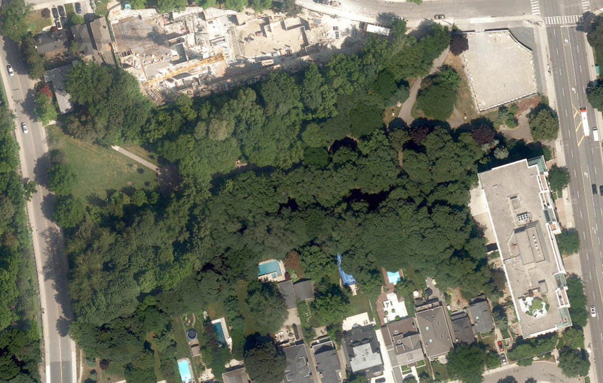 Duplex Parkette — site photograph