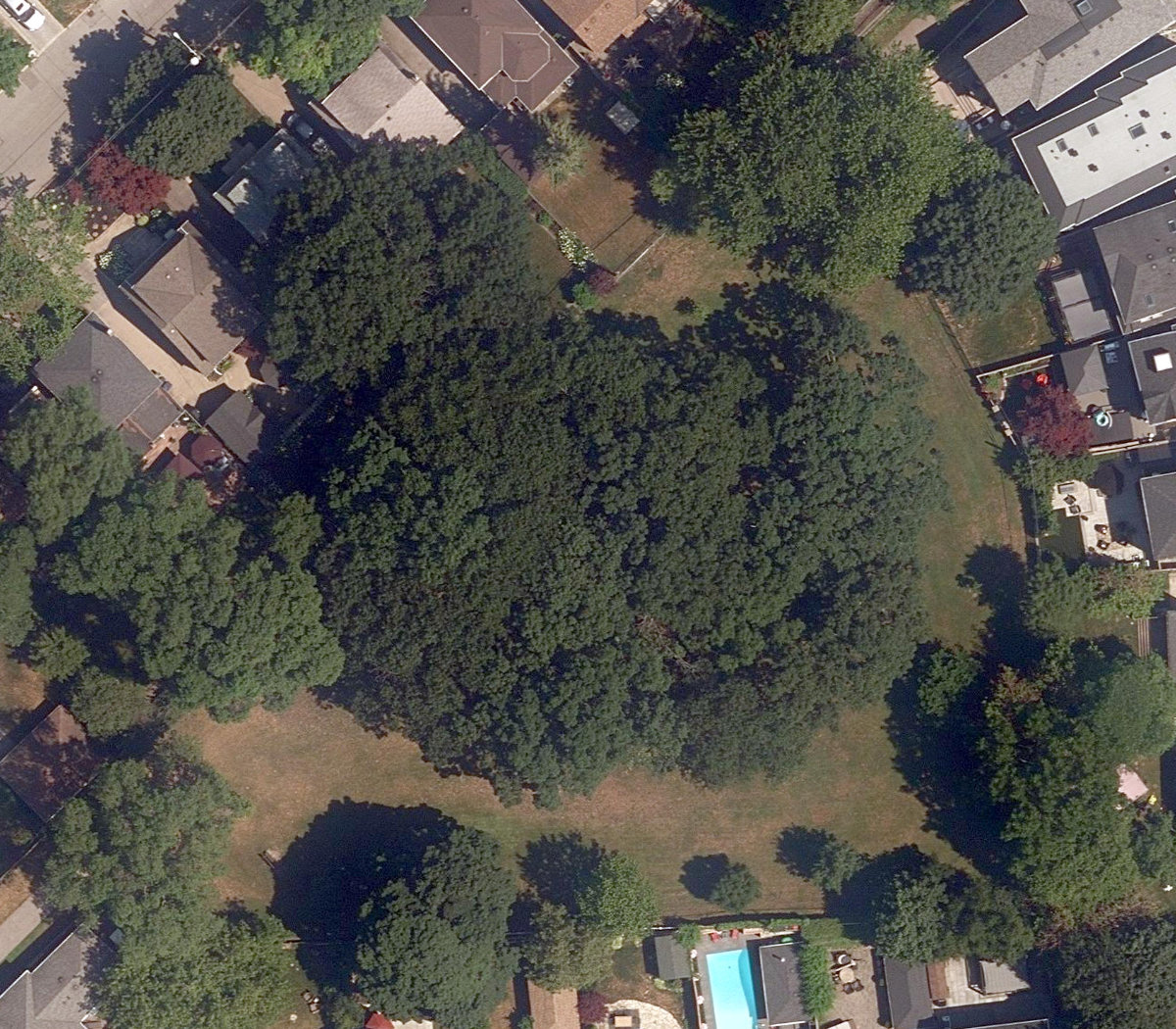 Lynndale Parkette — site photograph