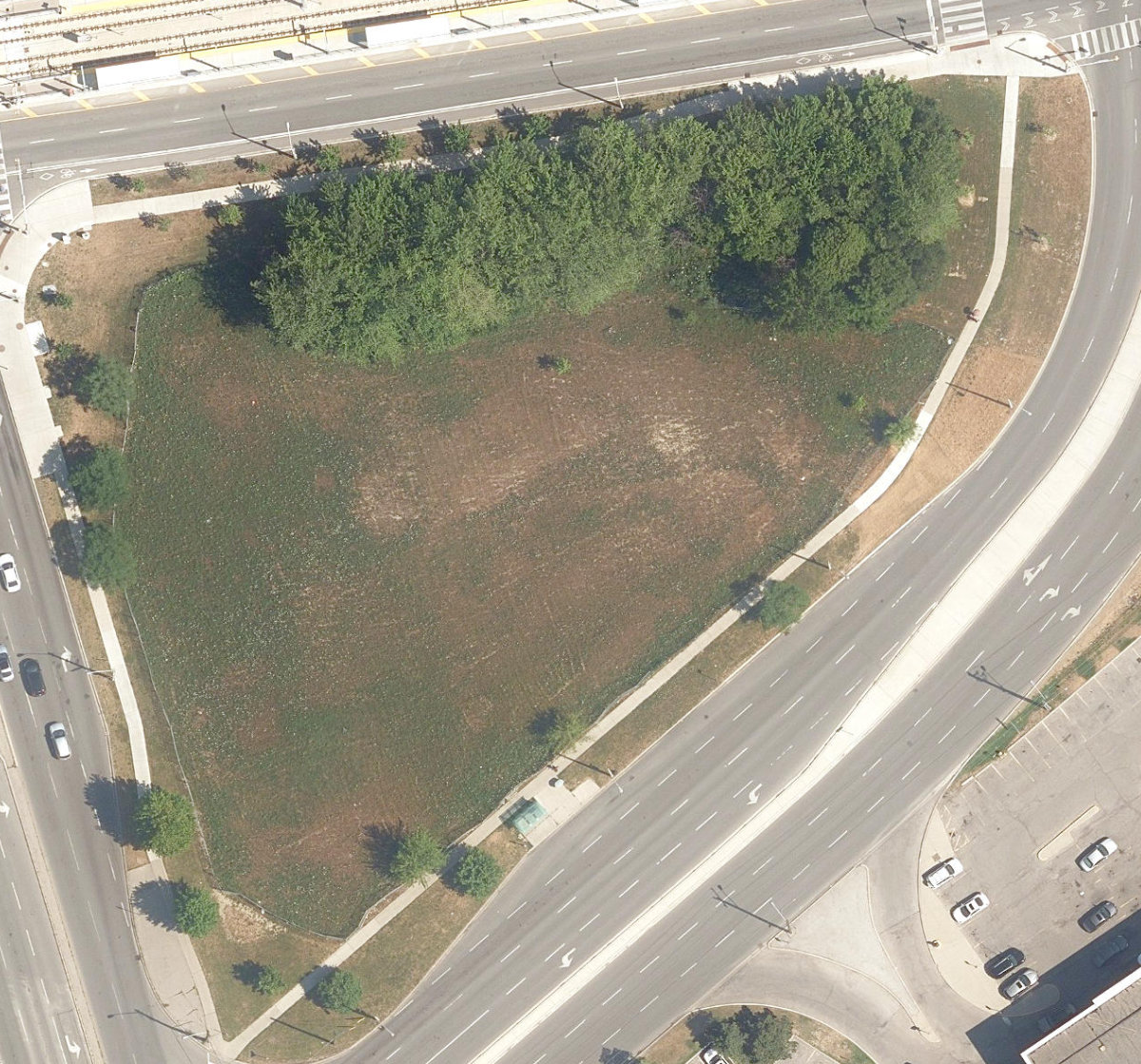Victoria Park - Eglinton Parkette — site photograph