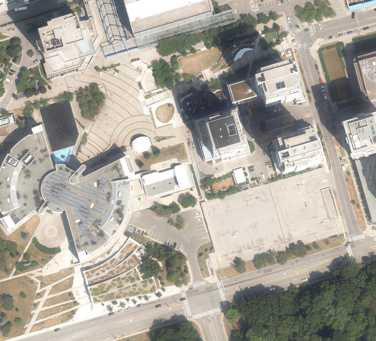 Albert Campbell Square — site photograph