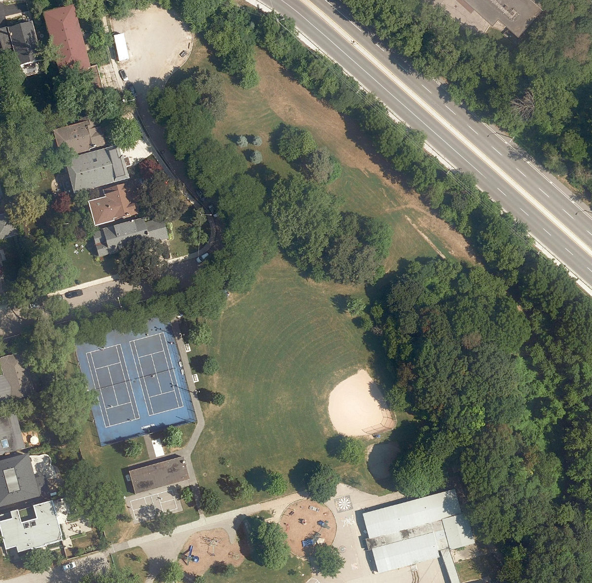 Bennington Heights Park — aerial / top-down view