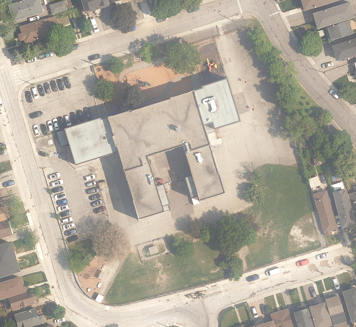 FAIRBANK MEMORIAL COMMUNITY SCHOOL - Building Grounds — site photograph