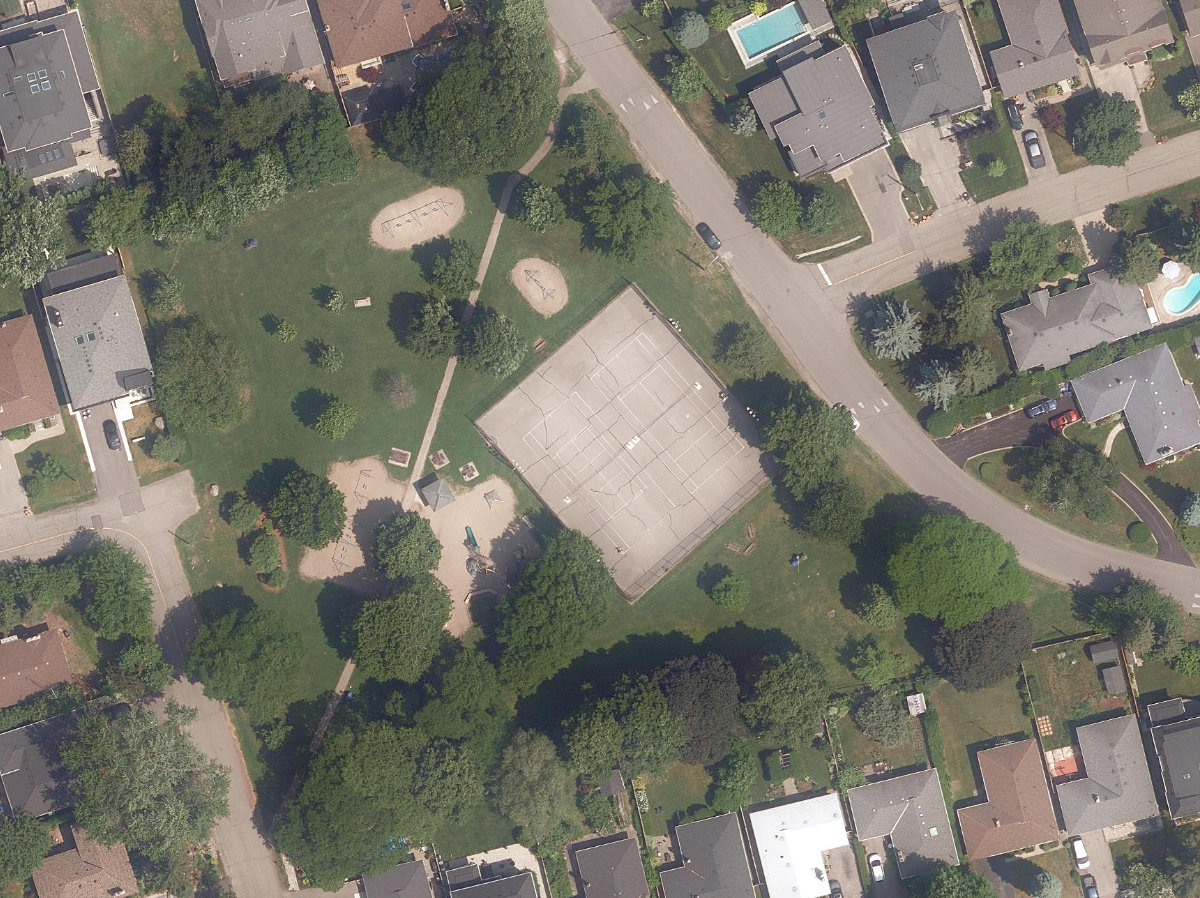 Lora Hill Park — site photograph