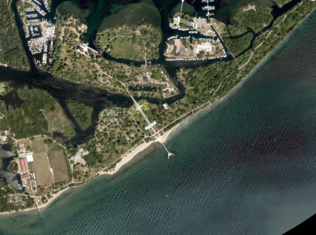 Toronto Islands - Centre Island Park — aerial / top-down view