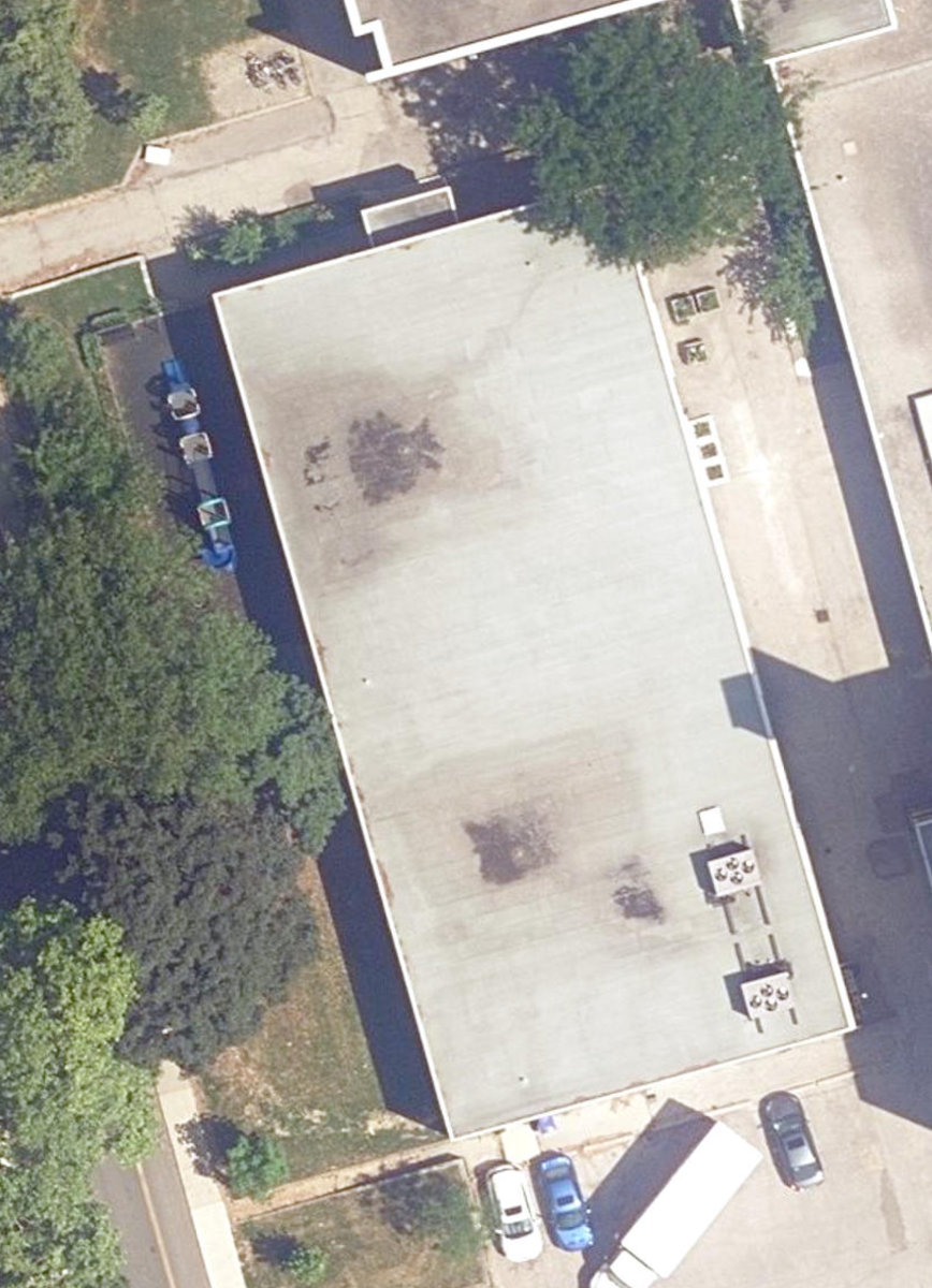 BOB ABATE COMMUNITY RECREATION CENTRE - Building Grounds — site photograph