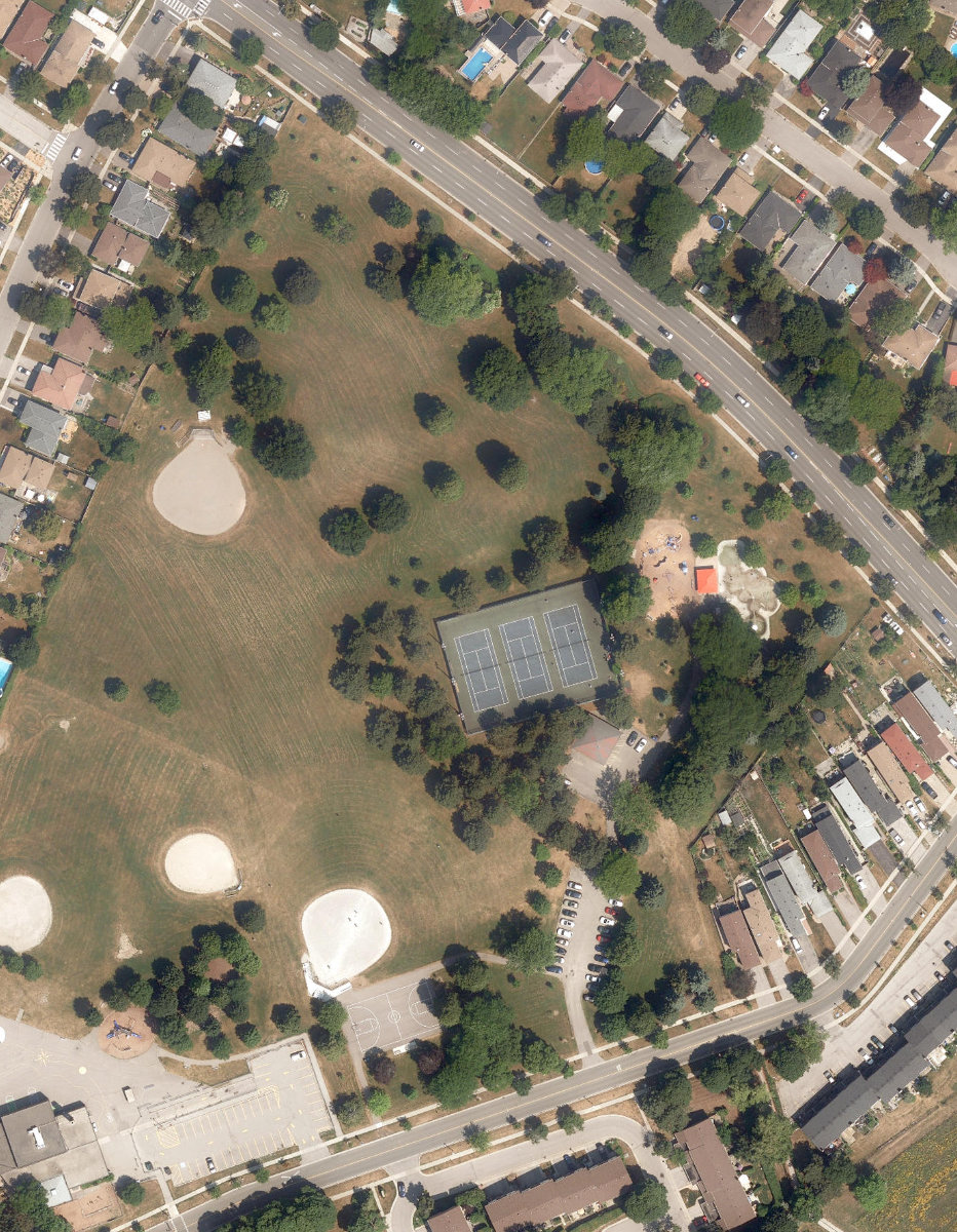 Seven Oaks Park — aerial / top-down view