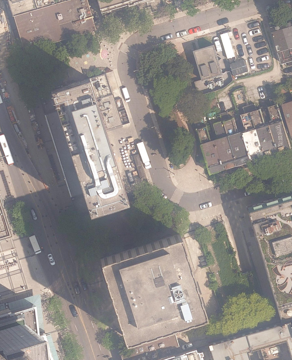 Mcgill Parkette — site photograph