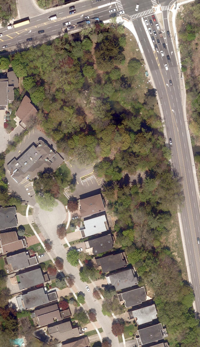 Creekside Park — aerial / top-down view