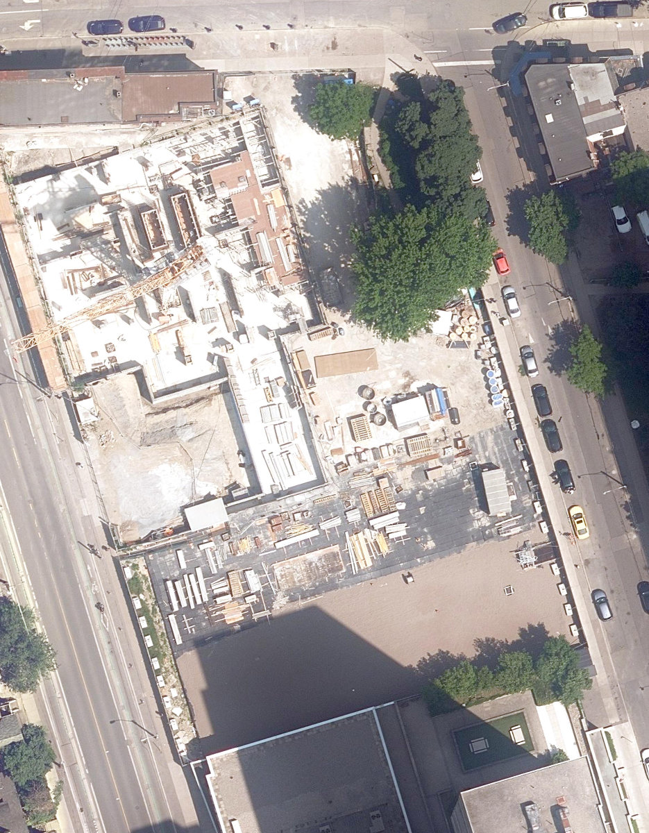 St. James Town West Park — aerial / top-down view