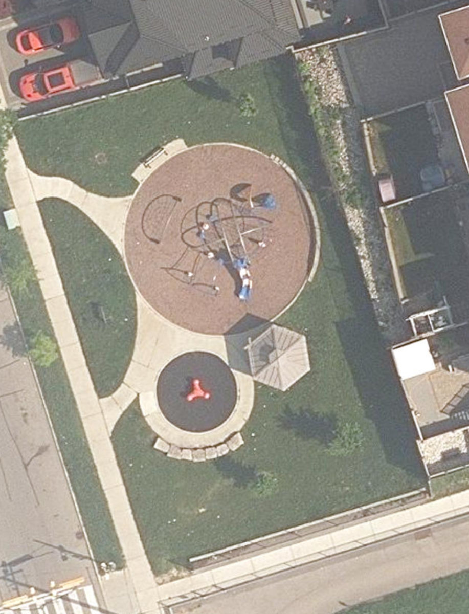 Silverthorn Parkette — site photograph