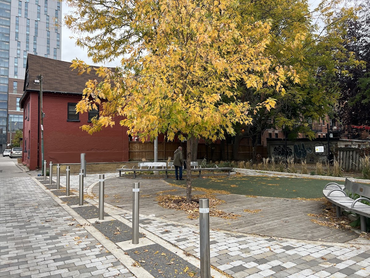 Glasgow Parkette — site photograph