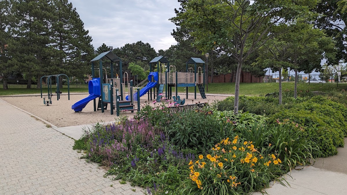 Tall Pines Park — site photograph