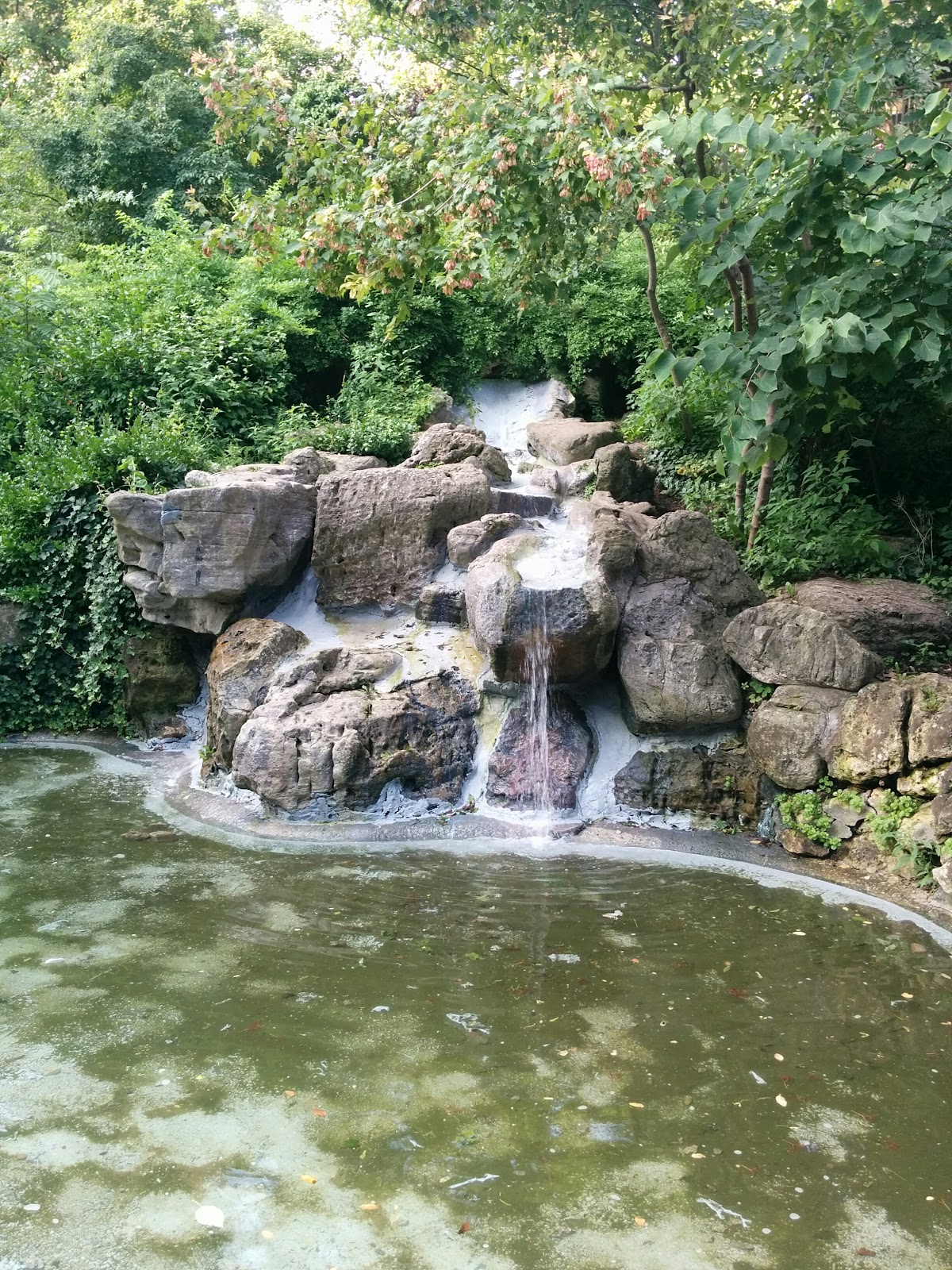 Ivan Forrest Gardens — site photograph