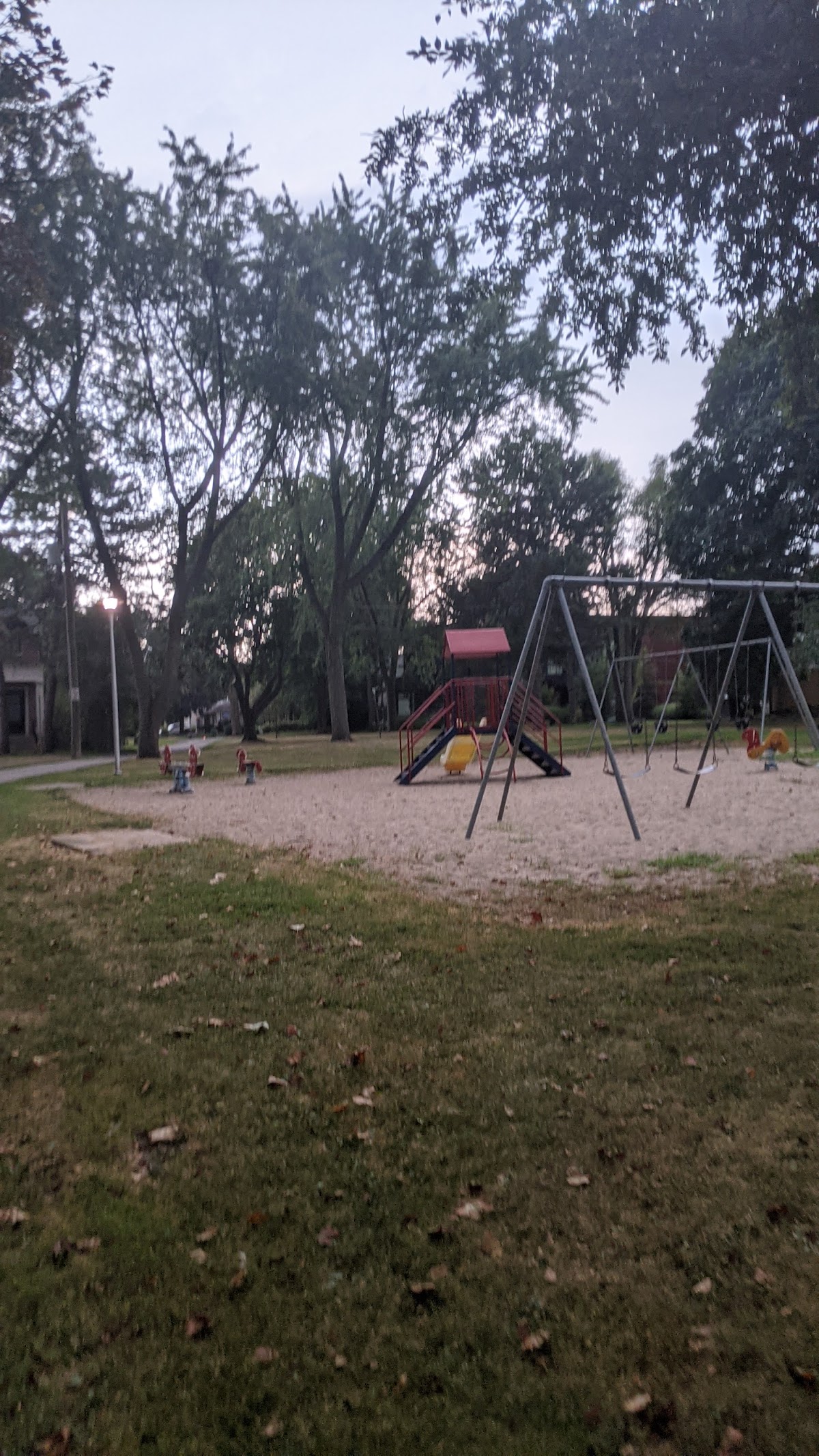 Evergreen Gardens Park — site photograph