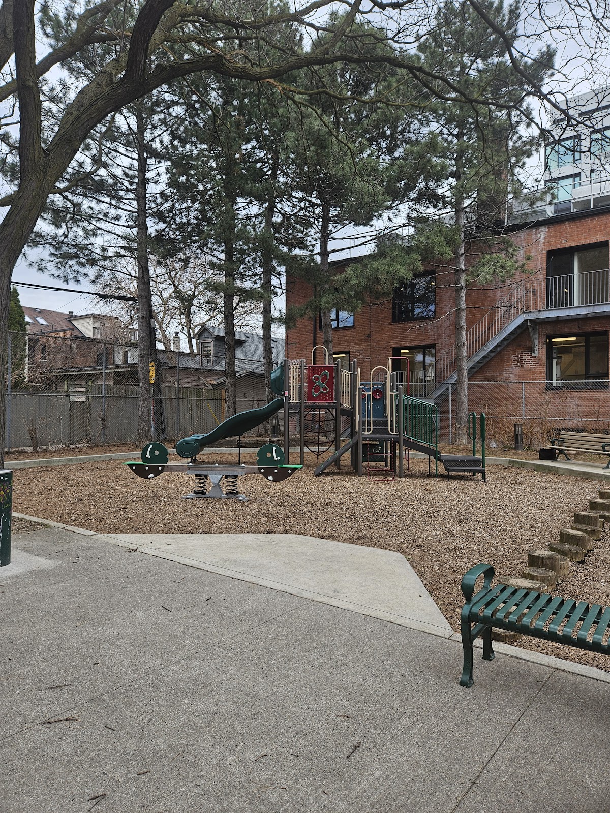 Dundas - Watkinson Parkette — site photograph