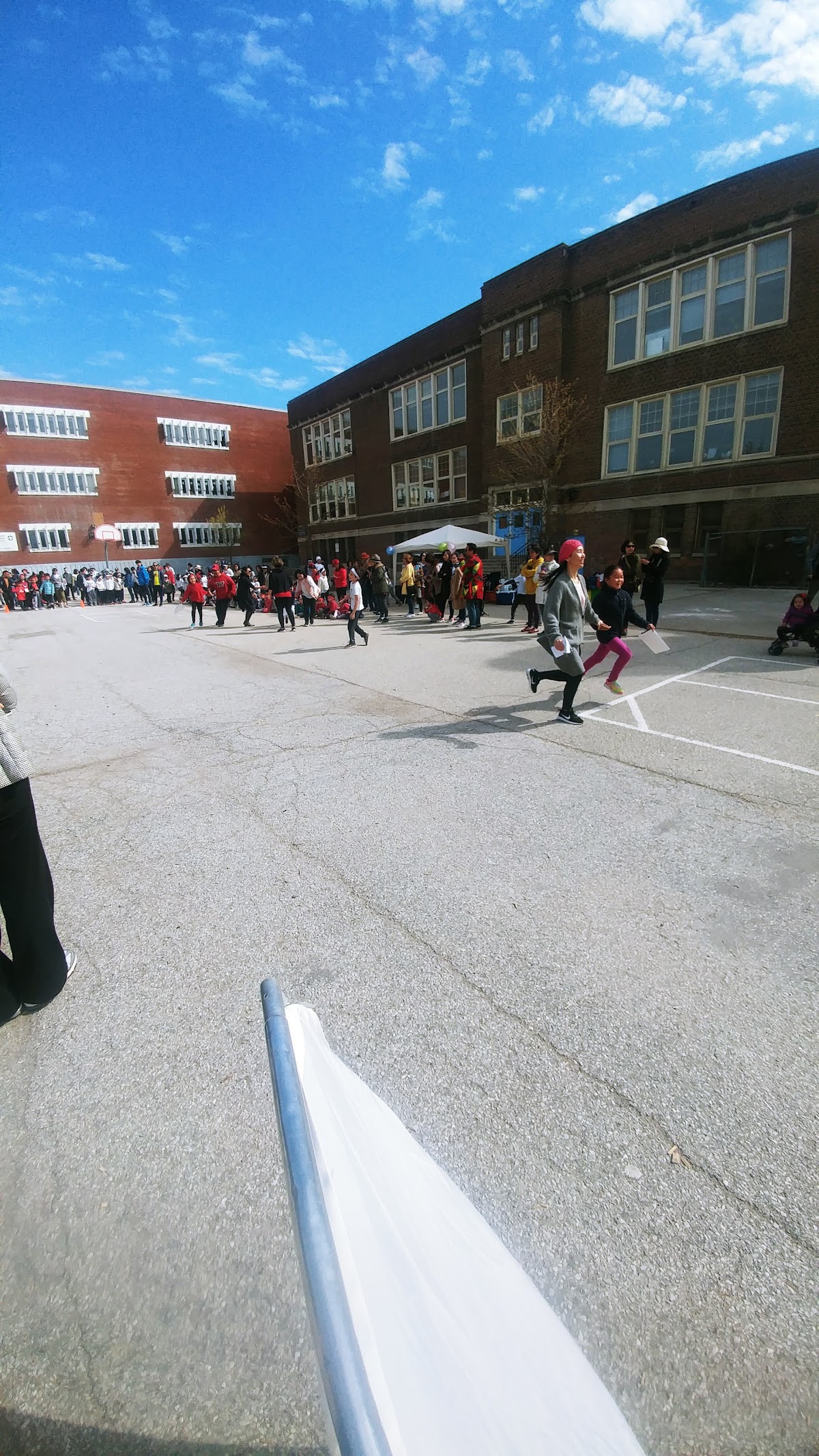 BOWMORE PUBLIC SCHOOL - Building Grounds — site photograph