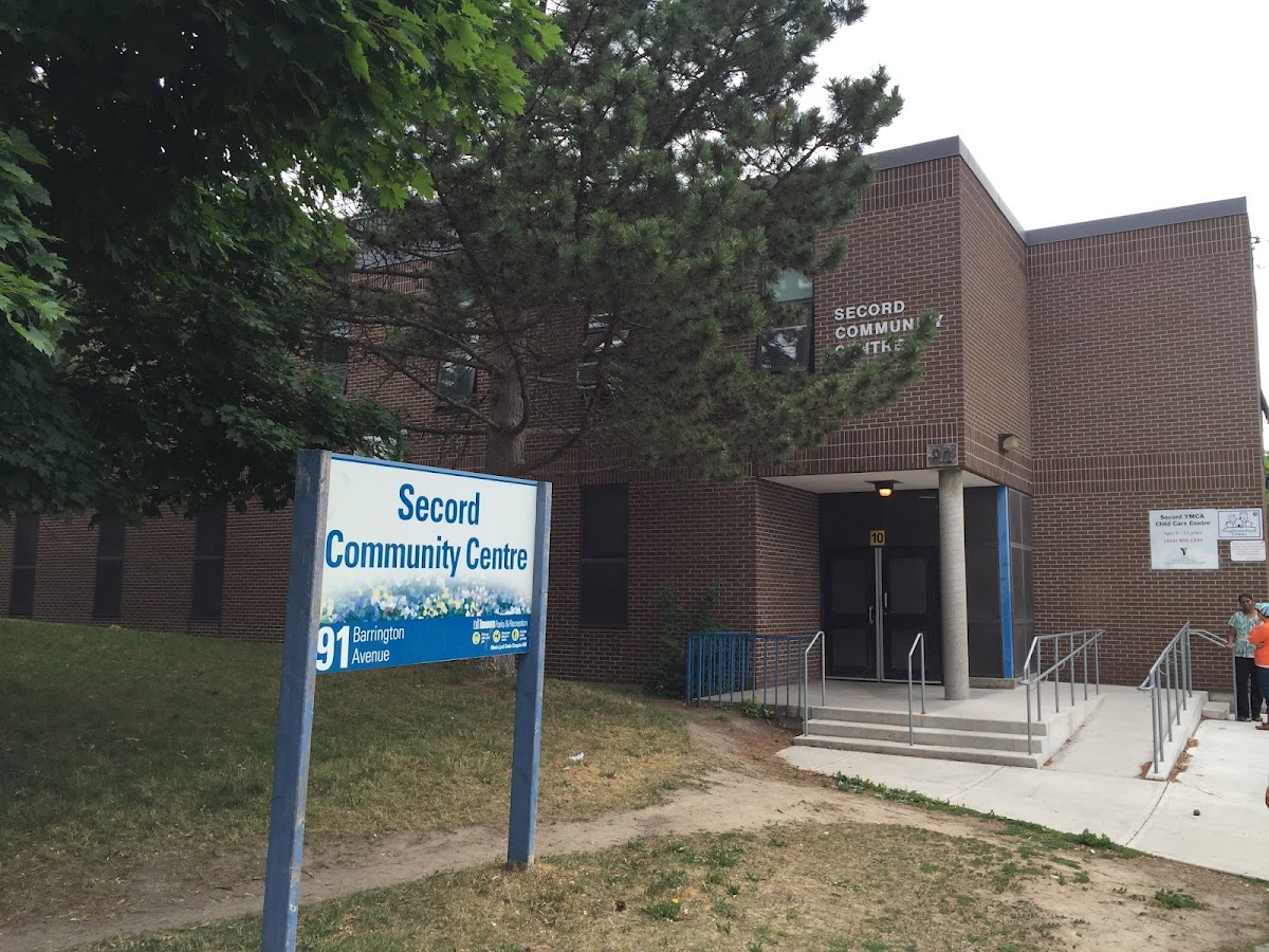 SECORD COMMUNITY CENTRE - Building Grounds — site photograph